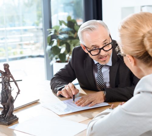 Pravne storitve in kadrovske storitve Pravne storitve in kadrovske storitve